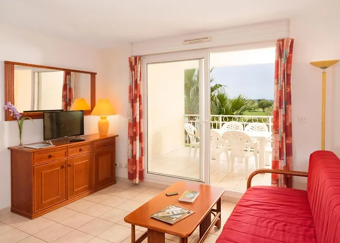 Aparthotel Vacancéole - Résidence Le Palmyra Golf 4*